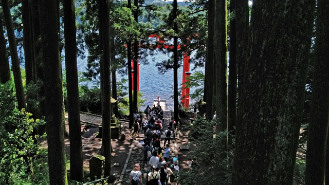 芦ノ湖大鳥居