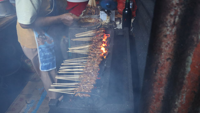 サテ（焼き鳥）